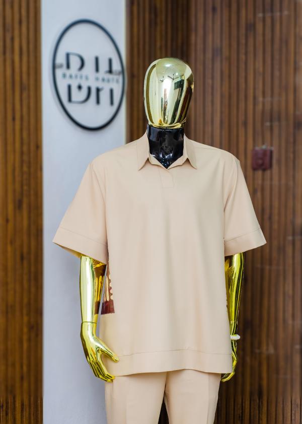 Desert Bloom Classic – Timeless Minimalism with a Cultural Touch
